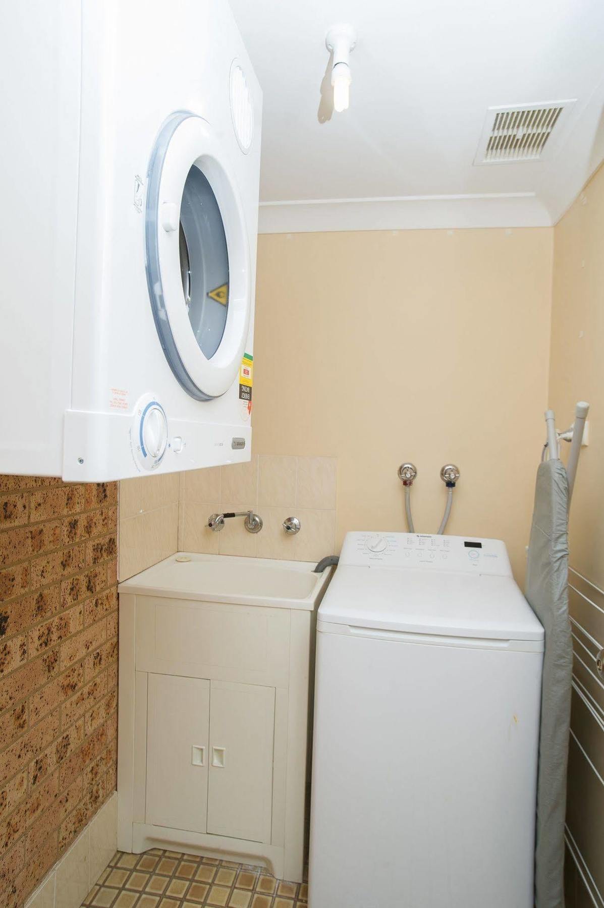 Manera Heights Apartments Dubbo Buitenkant foto